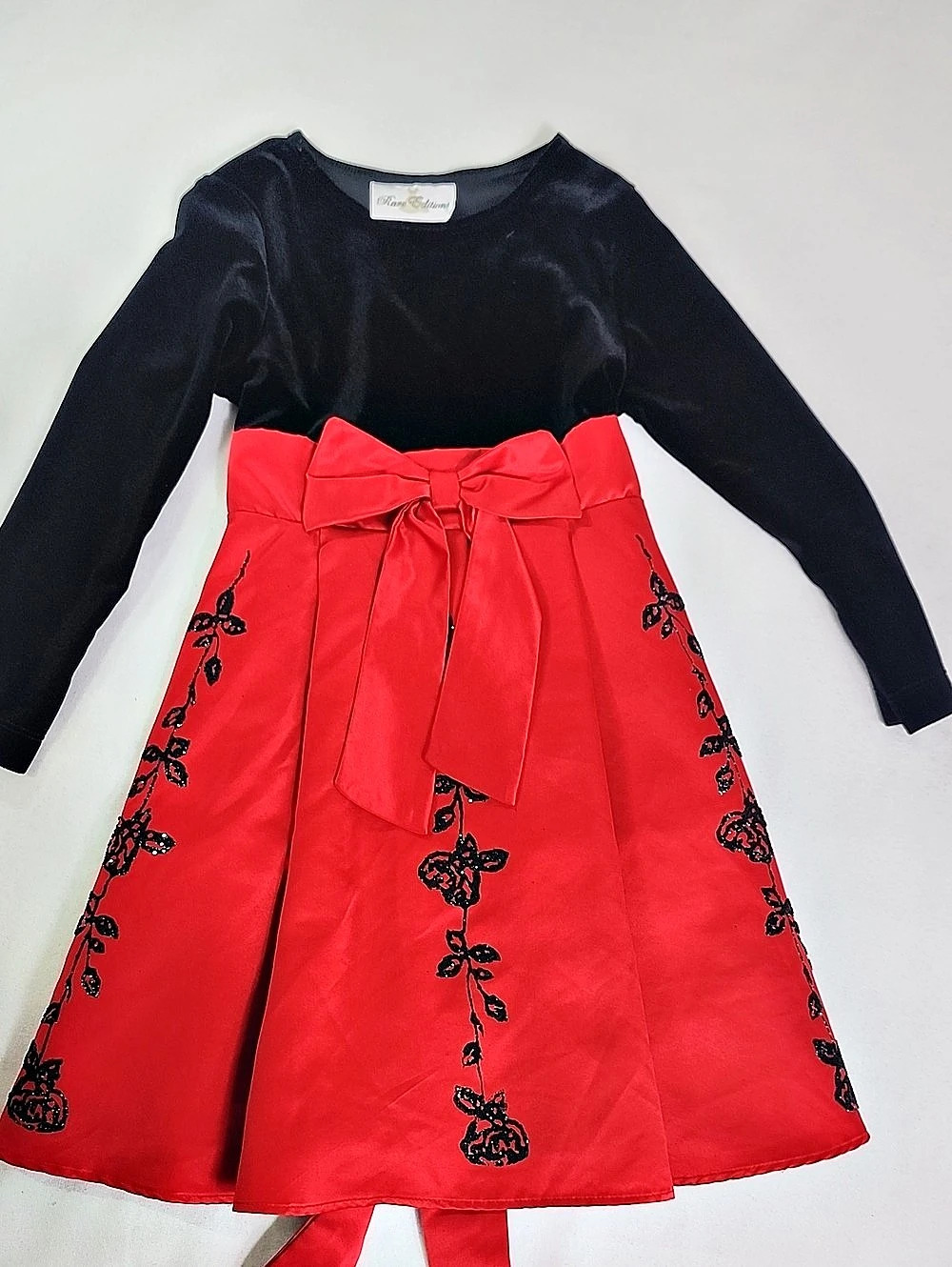 Rare Editions Girls Size 4 Red & Black Velvet Dress